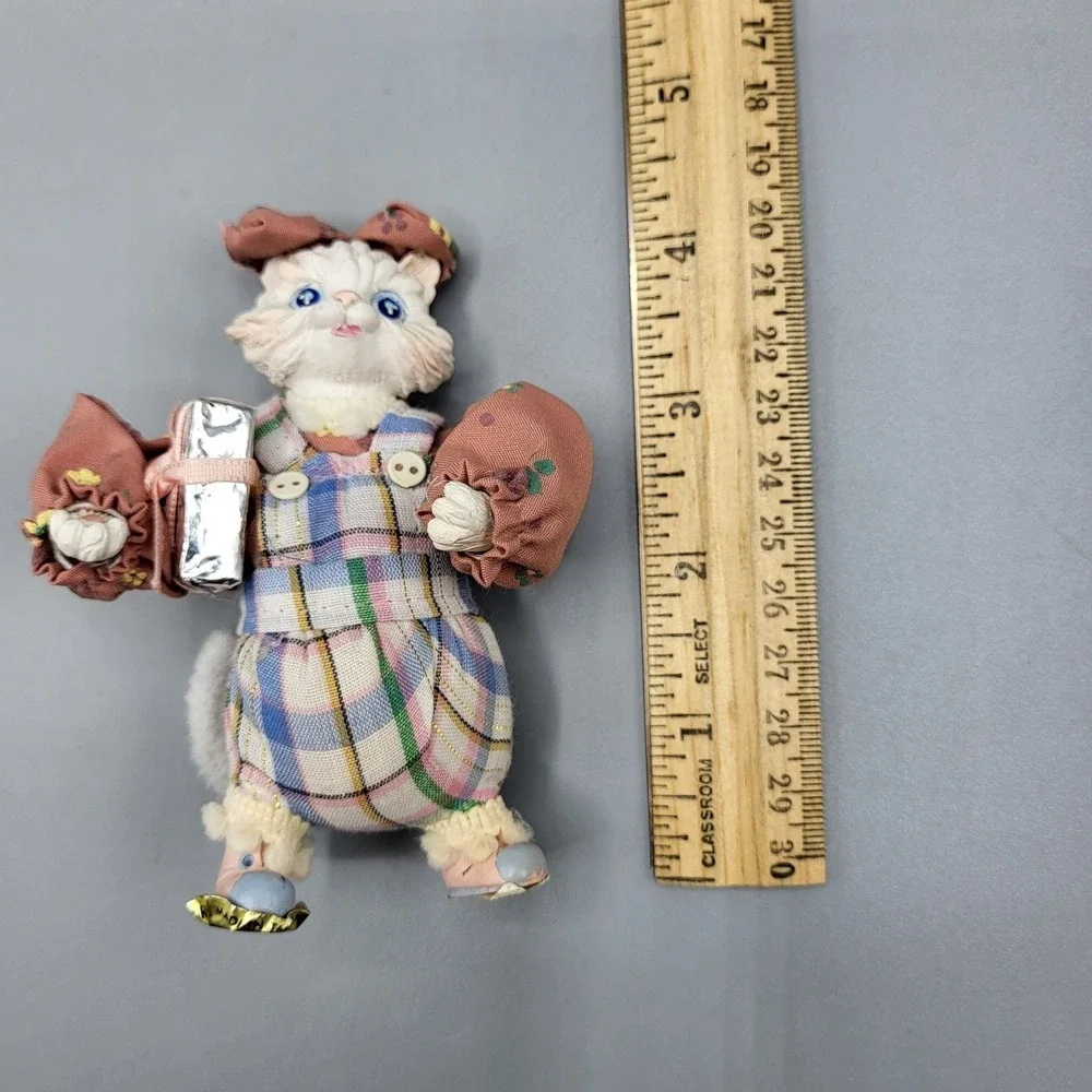 Vintage Victoria Impex White Cat Doll Anthropomorphic Figurine Plaid Outfit 4